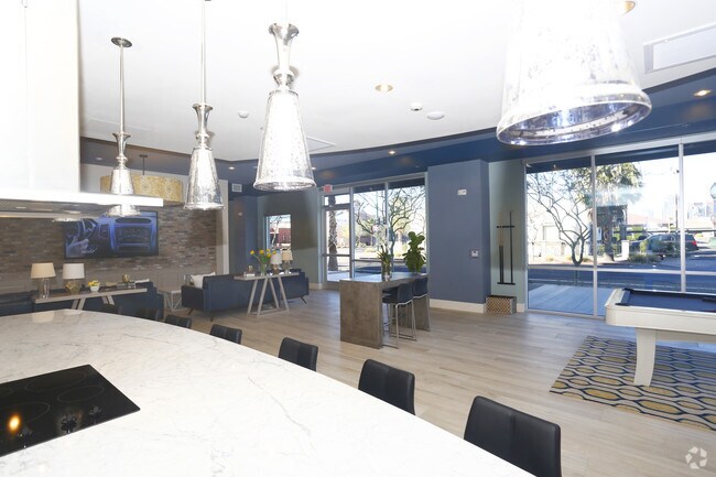 Mason Oliver, Phoenix, AZ 85034 - photo 7