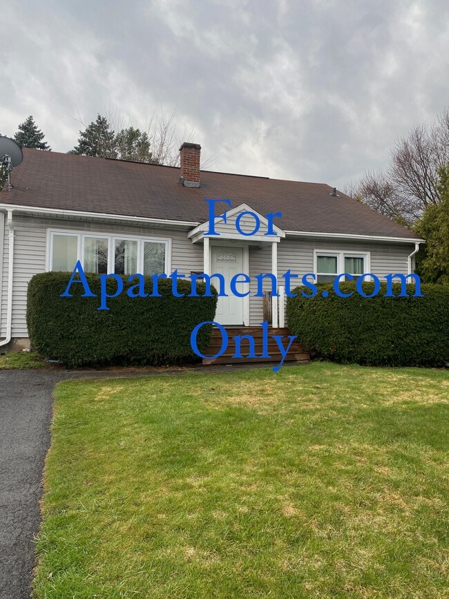 105 Hunt Ave, Syracuse, NY 13219