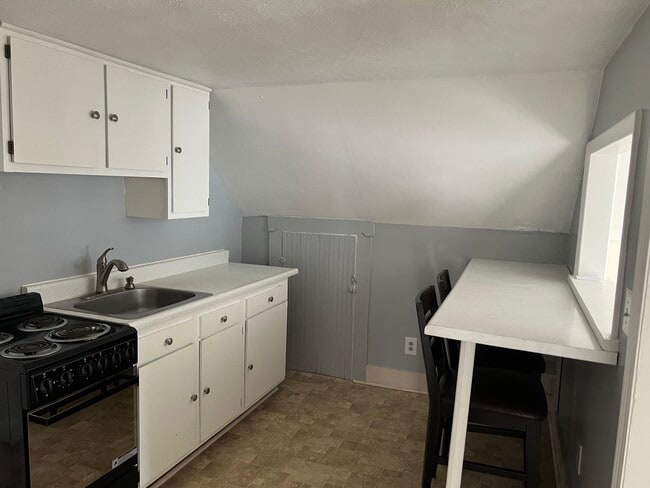 3603 Kent Rd unit 3, Stow, OH 44224 - photo 4