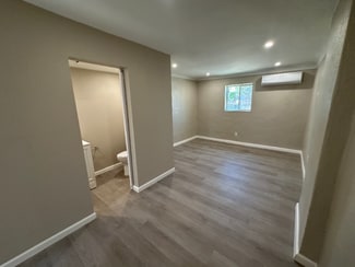 180 S Glenwood St Unit D, El Paso, TX 79905