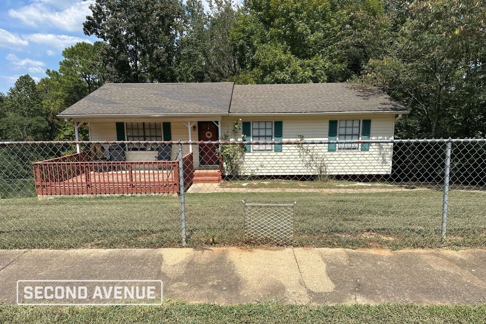 744 13th Ct NW, Birmingham, AL 35215 - photo 1
