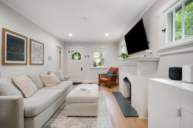 1131 S Elizabeth St, Denver, CO 80210 - photo 4