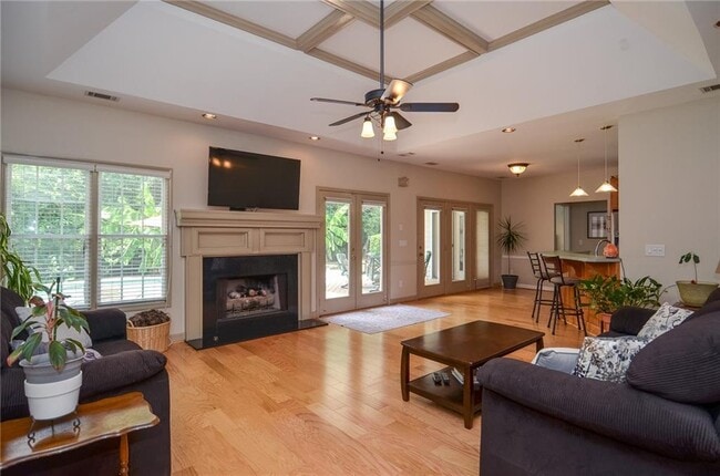 223 Windsong Ln SW, Lilburn, GA 30047 - photo 7