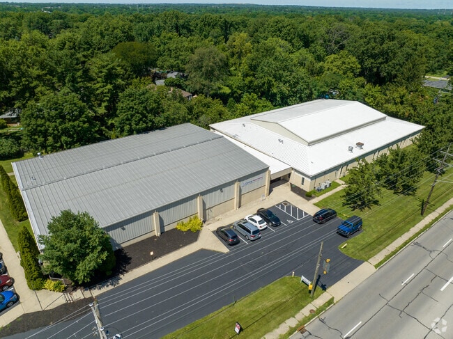 Central Baptist Academy offers grades K-8.