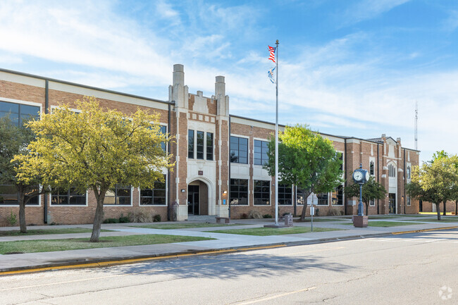 Altus High School serves about 900 students.