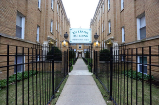 4929 N Whipple St Unit 29-2W, Chicago, IL 60625