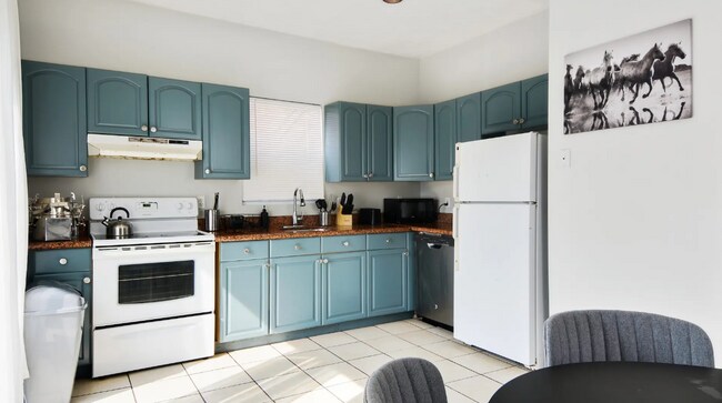 23 Highgate St unit 21, Allston, MA 02134 - photo 6