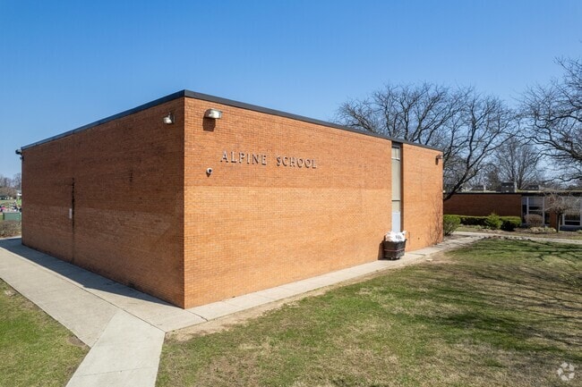 Alpine Elementary School serves grades K-3.