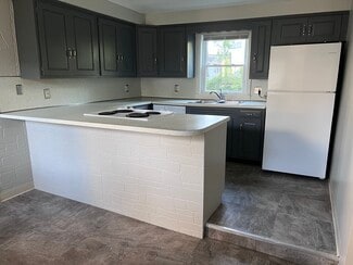 15 Lamb St Unit 1, South Hadley, MA 01075