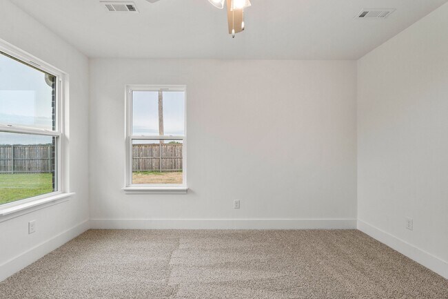 909 Aberdeen Ave, Carl Junction, MO 64834 - photo 7