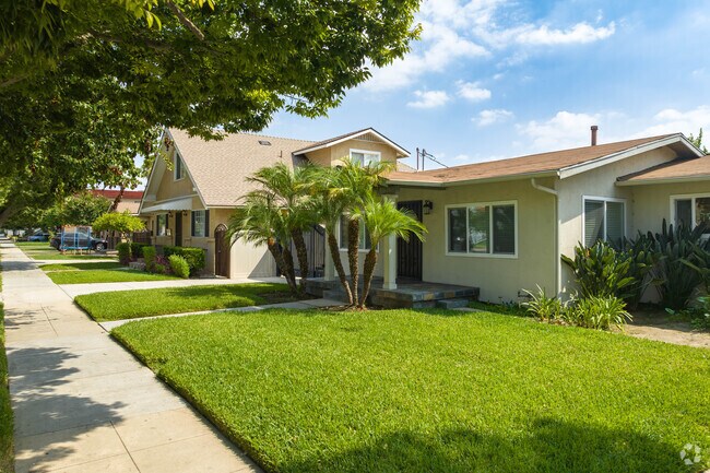Pacific-Edison offers plenty for the person who is looking for a prime location with easy commutes.