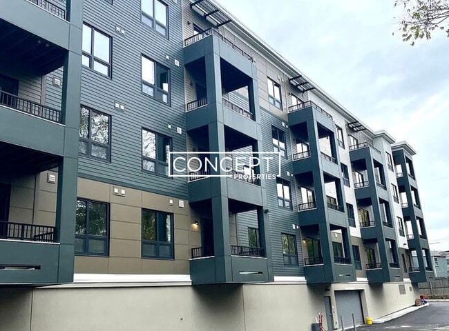 190 Gardner St unit 103, Boston, MA 02132 - photo 7