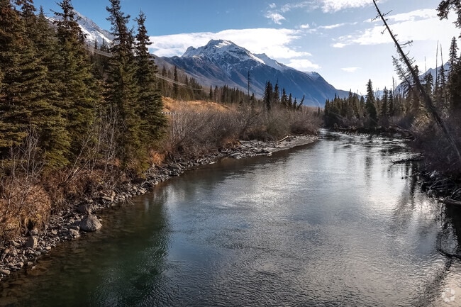 Follow the Eagle River from downtown to the Visitor Center in Chugach Park.