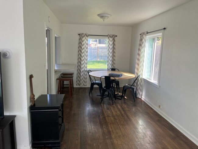 105 S 3rd E, Rexburg, ID 83440 - photo 6