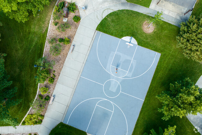 Ben Burr park features a new basketball court that residents can come enjoy in Moran Prairie.