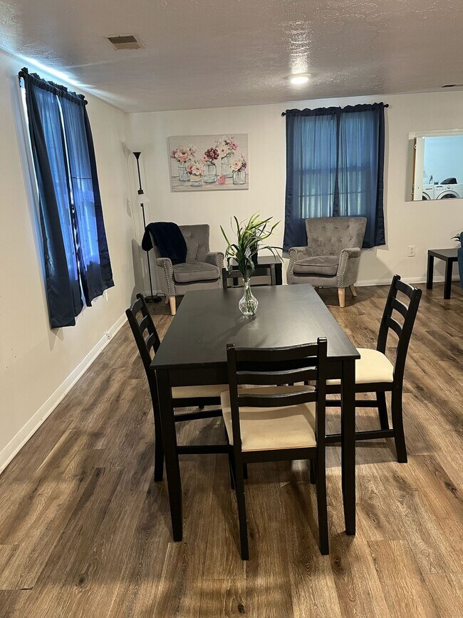 4946 Camden St unit Little Camden, Indianapolis, IN 46227 - photo 5