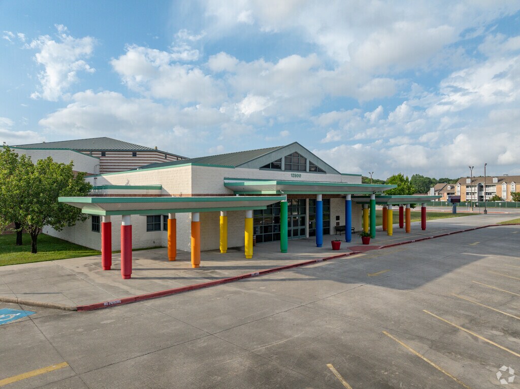 Join us on the journey of educational discovery at Normandy Crossing Elementary School.