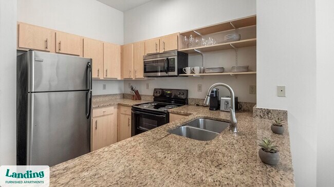 205 Pasadena Place unit 430, Memphis, TN 38104 - photo 7