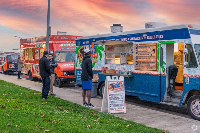 Sactomofo Food Truck Tuesday is hosted at the Anatolia Clubhouse in Rancho Cordova.