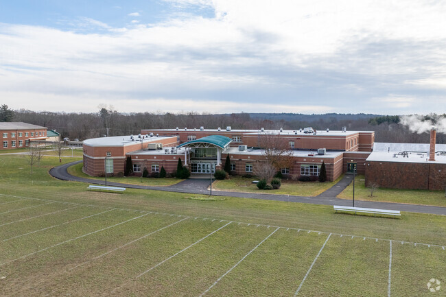 Sutton Elementary School provides education in the neighborhood of Pleasant Valley