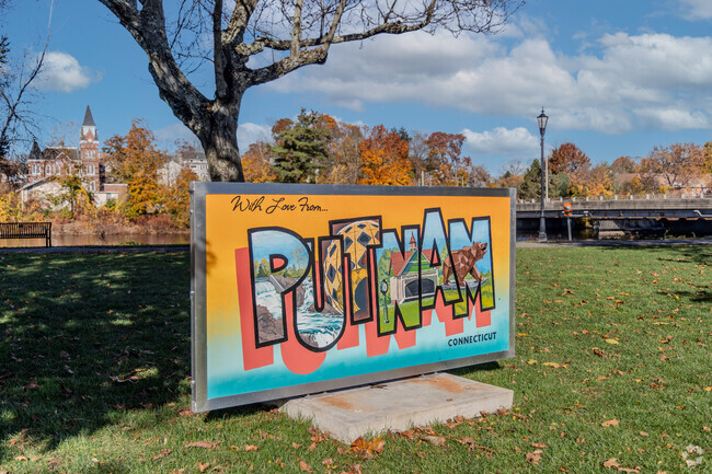 Artwork welcomes visitors to Putnam, Connecticut.