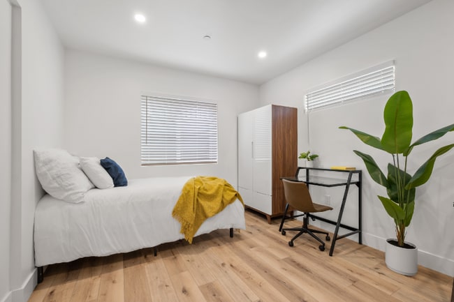 2210 Martin Luther King jr Way unit 2212-A-3B, Berkeley, CA 94704 - photo 2