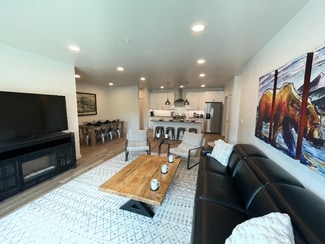 2221 Willow Dr, Livingston, MT 59047