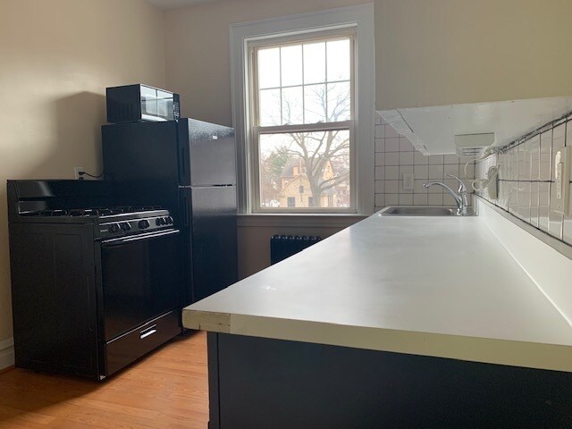 131 Fountain St unit 131 Fountain Street, New Haven, CT 06515 - photo 3