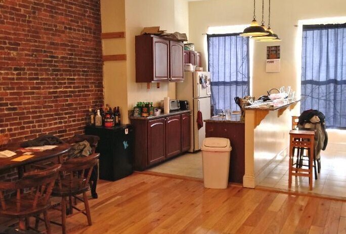 669 Massachusetts Ave unit 1, Boston, MA 02118 - photo 1