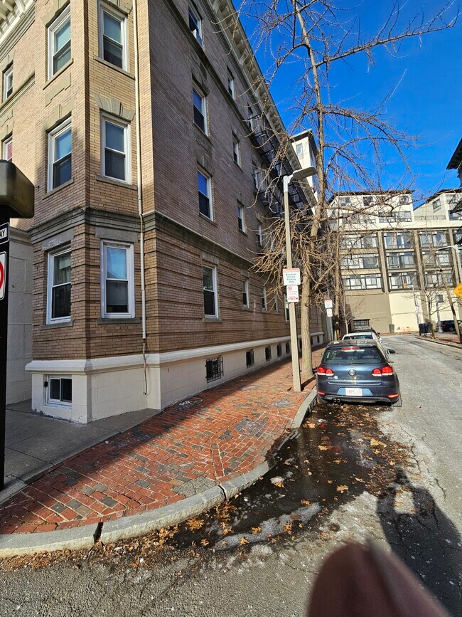 111 Norway St unit 302, Boston, MA 02115 - photo 3
