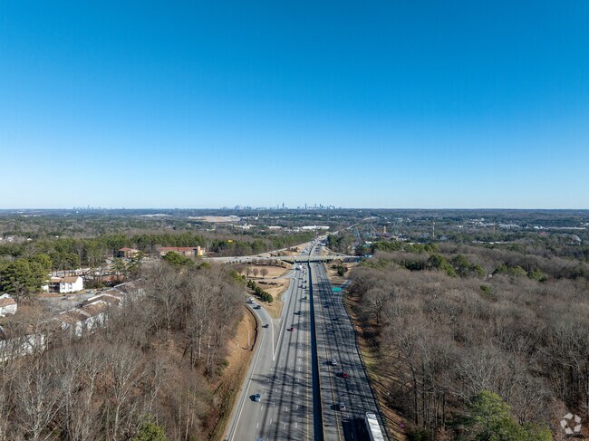 Interstate 20 beautifully traces the northern edge of the Arlington Estates neighborhood, providing a handy route right into the vibrant heart of downtown Atlanta.