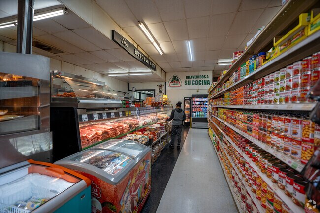 Explore delicious delights at Pajaro Food Center.