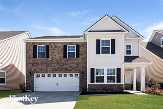 5221 American Holly Ln, North Charleston, SC 29420