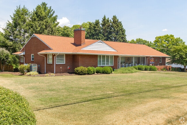 Franklin-Colonial is a Roanoke, Virginia neighborhood located in southwest Roanoke.