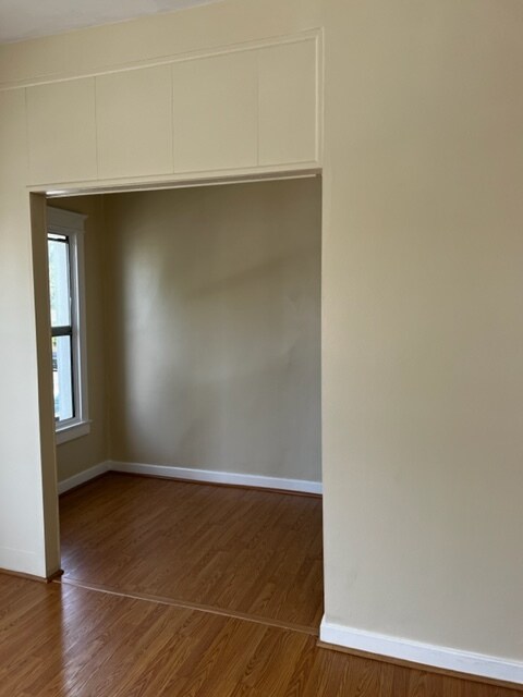 Bedroom 2 Walk-in
