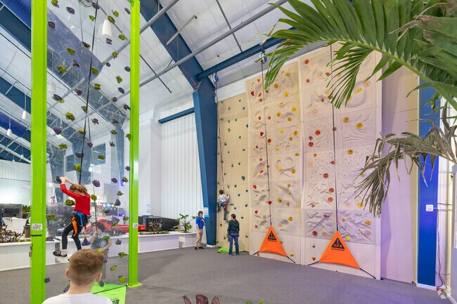 Rock Climbing i one of the many activities in which to partake at the Calverton theme park.