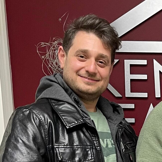 Agent Photo