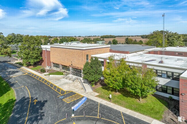 Genoa-Kingston Middle School is part of the school district 424 community district.