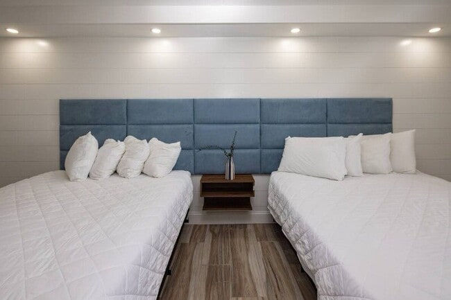 2711 S Ocean Blvd, Myrtle Beach, SC 29577 - photo 7