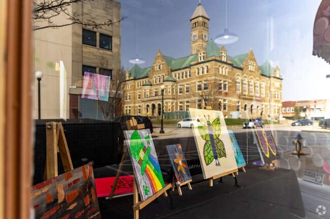 Courthouse Square in Charleston is a walkable district with several boutiques and shops.