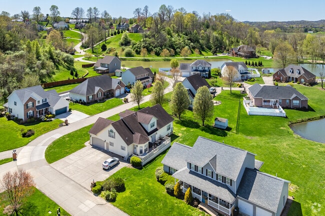 Yates Crossing is rapidly growing community situated along Interstate 64.