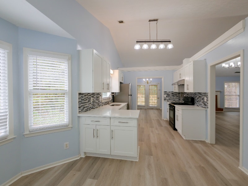 2218 Willow Crest Cir, Lawrenceville, GA 30044 - photo 1