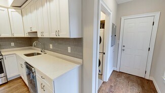 76 Cross St Unit 2, Somerville, MA 02145