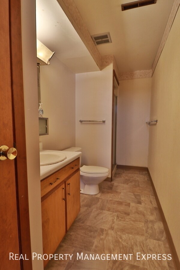 605 N Williams Ave, Sioux Falls, SD 57104 - photo 6