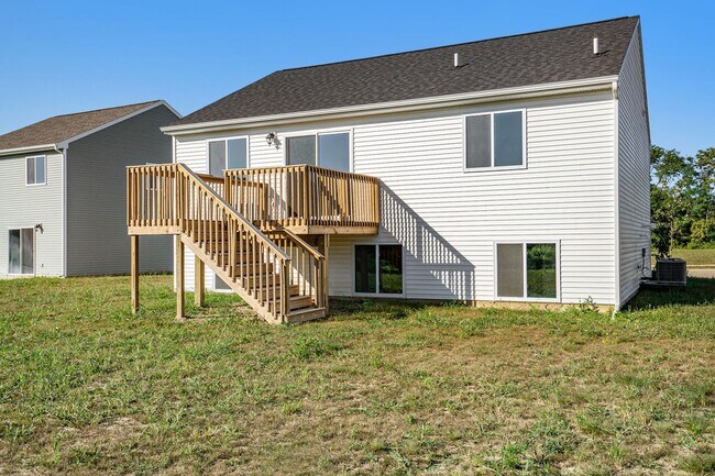 1229 Lucas Ct, Huntington, IN 46750 - photo 3