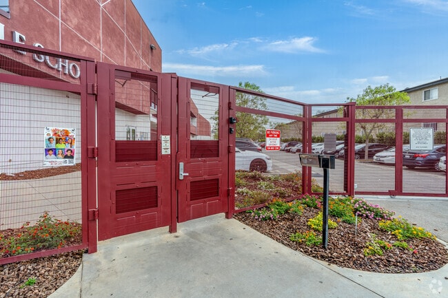 Valor Academy Middle School Charter Elementary