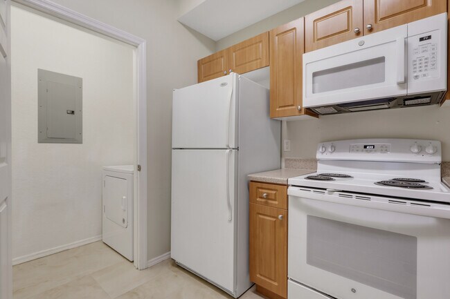 9025 Colby Dr unit 2111, Fort Myers, FL 33919 - photo 6