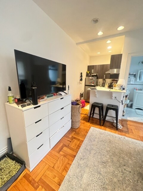 84 Peterborough St unit 5, Boston, MA 02215 - photo 3