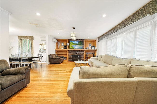 37 Roosevelt Ave unit ID1363402P, Fallsburg, NY 12789 - photo 4