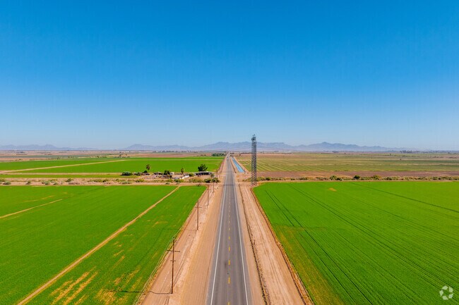 A small farming community, Ripley is close enough to major roadways like California State Route 78.